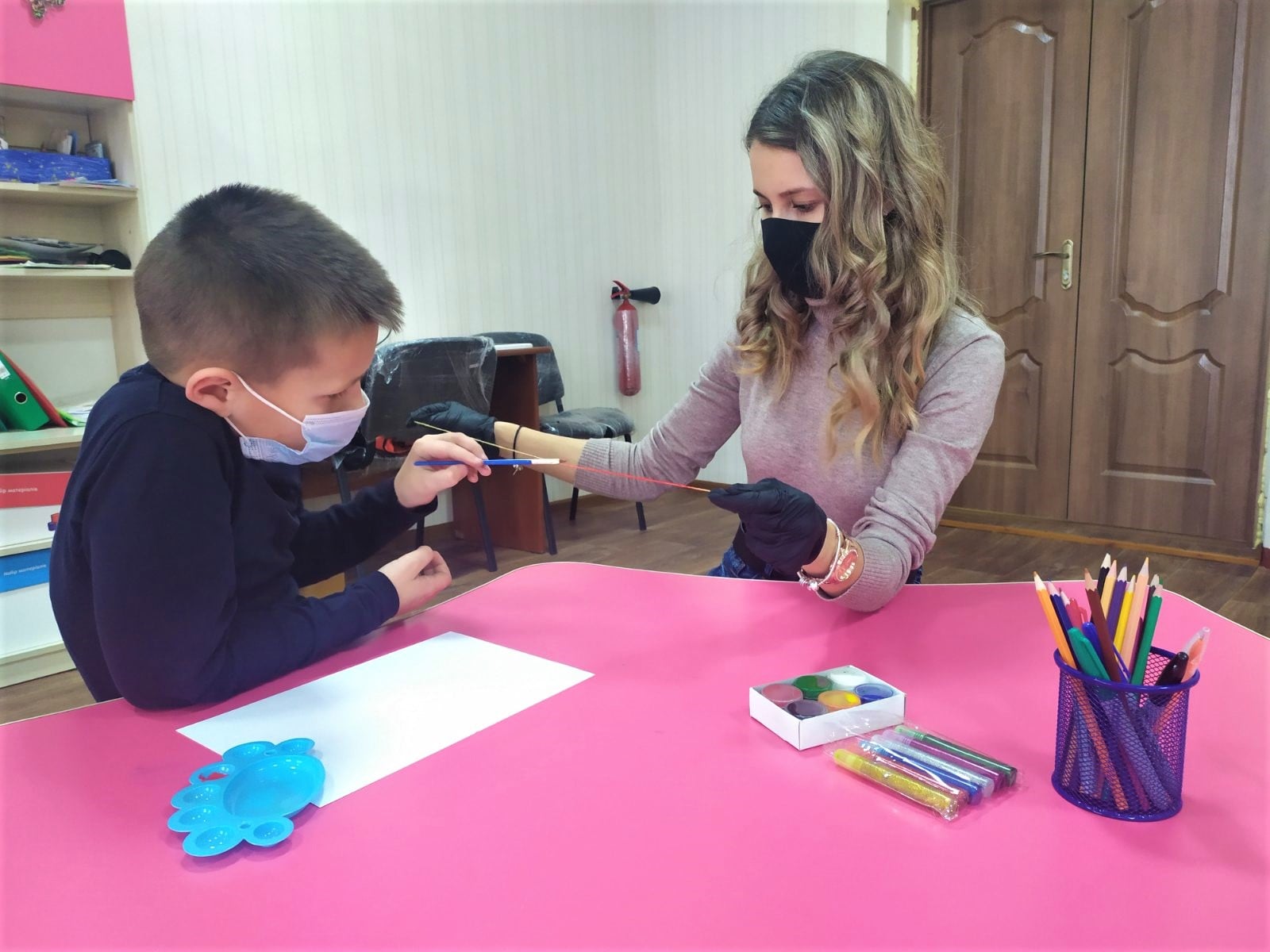 ВИБІР ТЕХНІКИ АРТ-ТЕРАПІЇ ТА СТРУКТУРА ПРОВЕДЕННЯ АРТ-ТЕРАПЕВТИЧНОГО ЗАНЯТТЯ З ДІТЬМИ З ООП